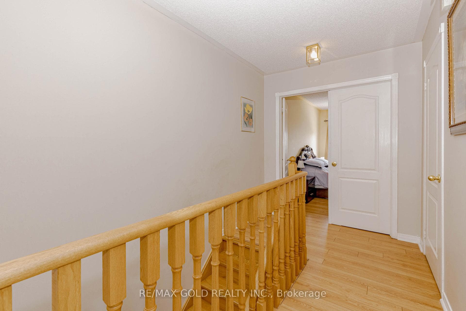 3 Monaco Court photo 25