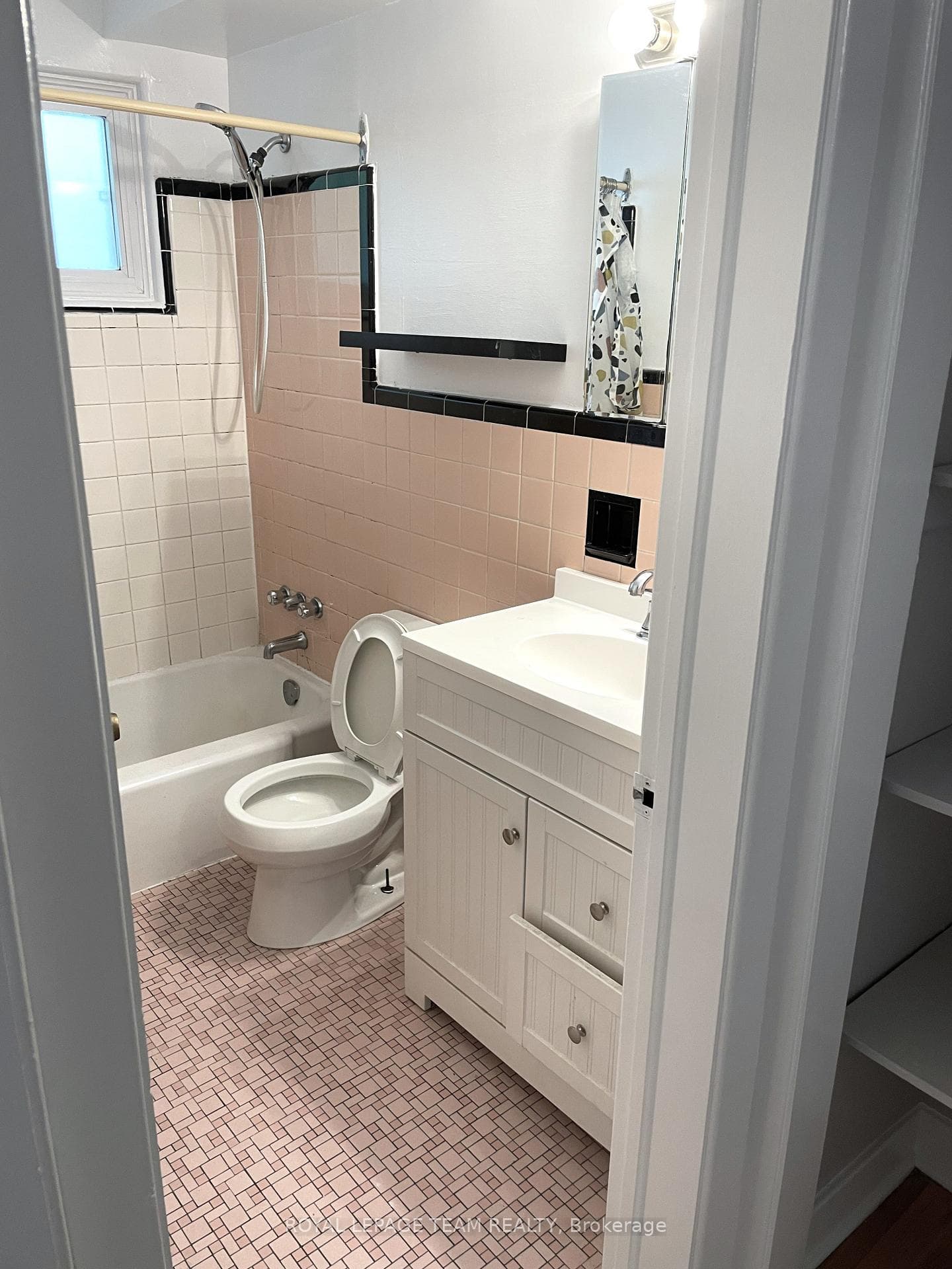 1354 Kingston Avenue Unit 1 photo 8