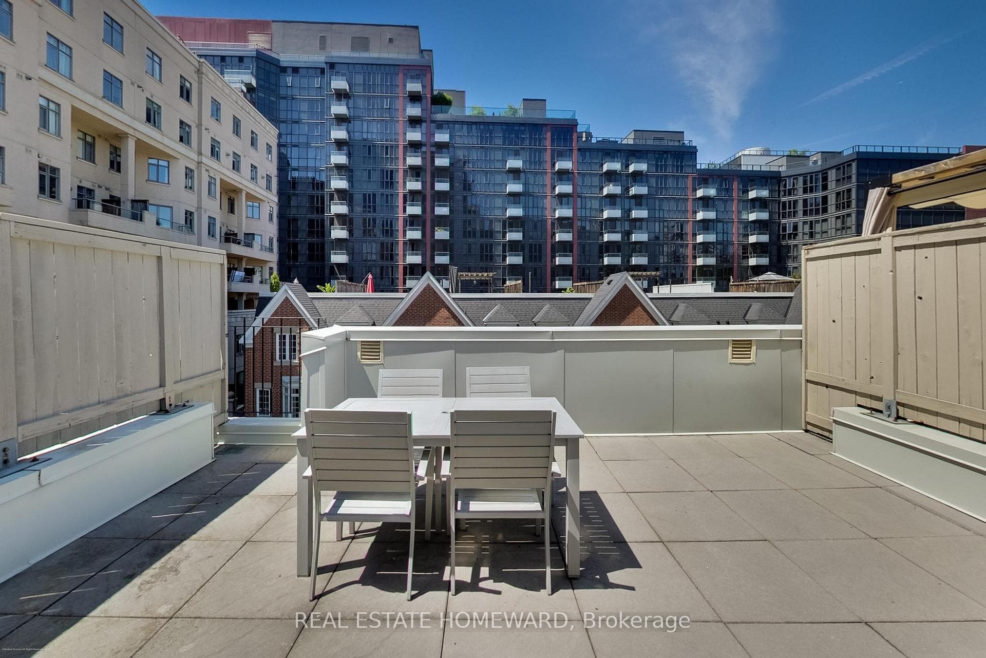 Private Rooftop with Gas Line + Water