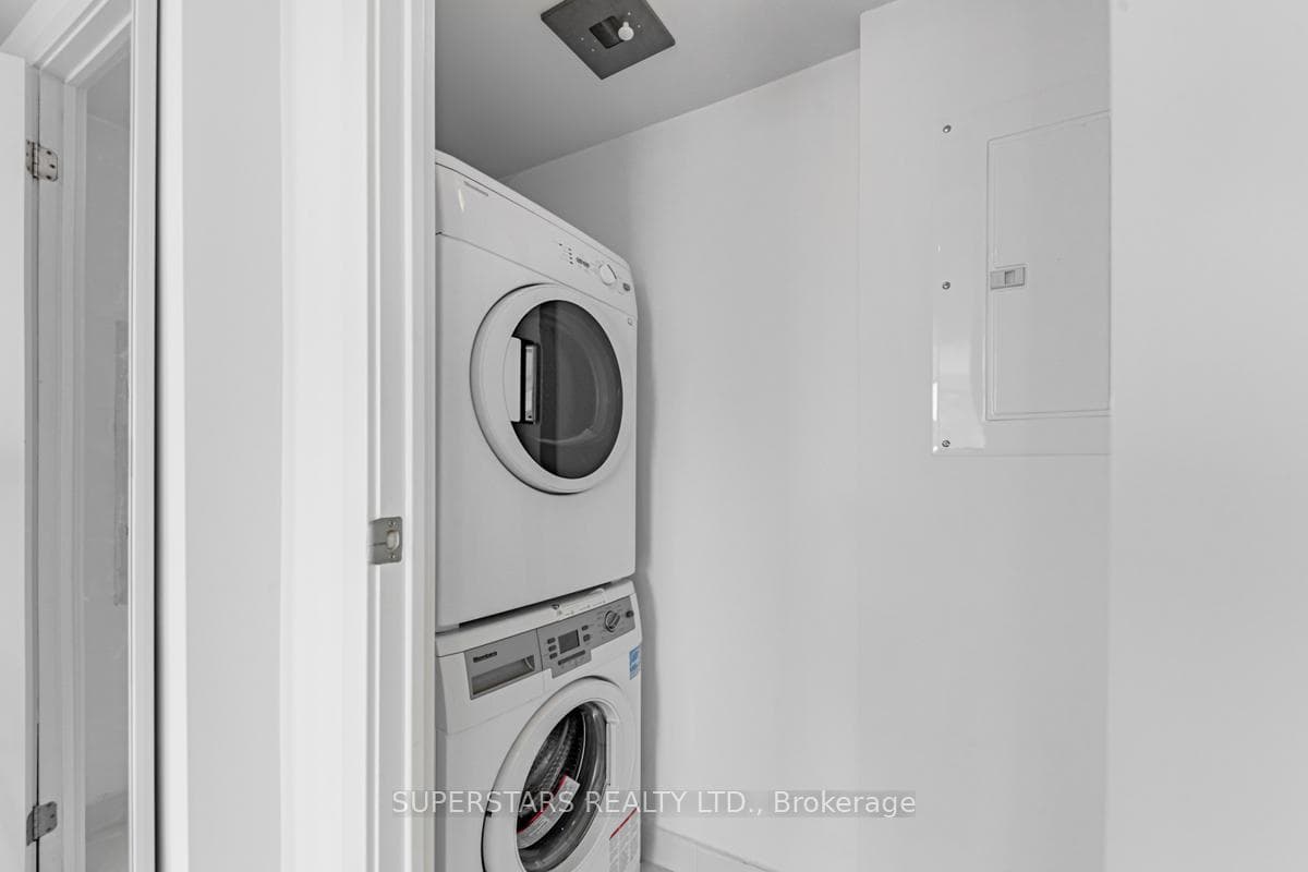 68 Shuter Street Unit 2502 photo 19