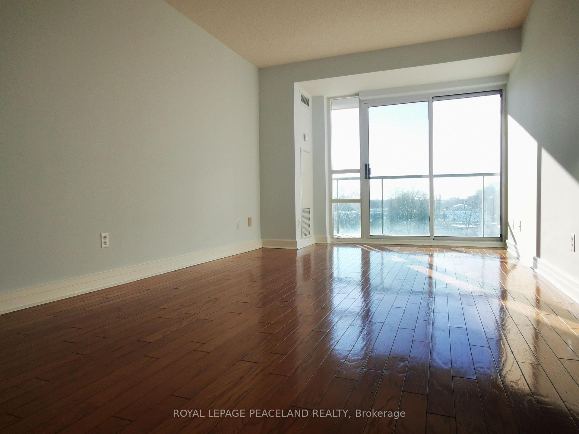 16 Harrison Garden Boulevard Unit 503 photo 8