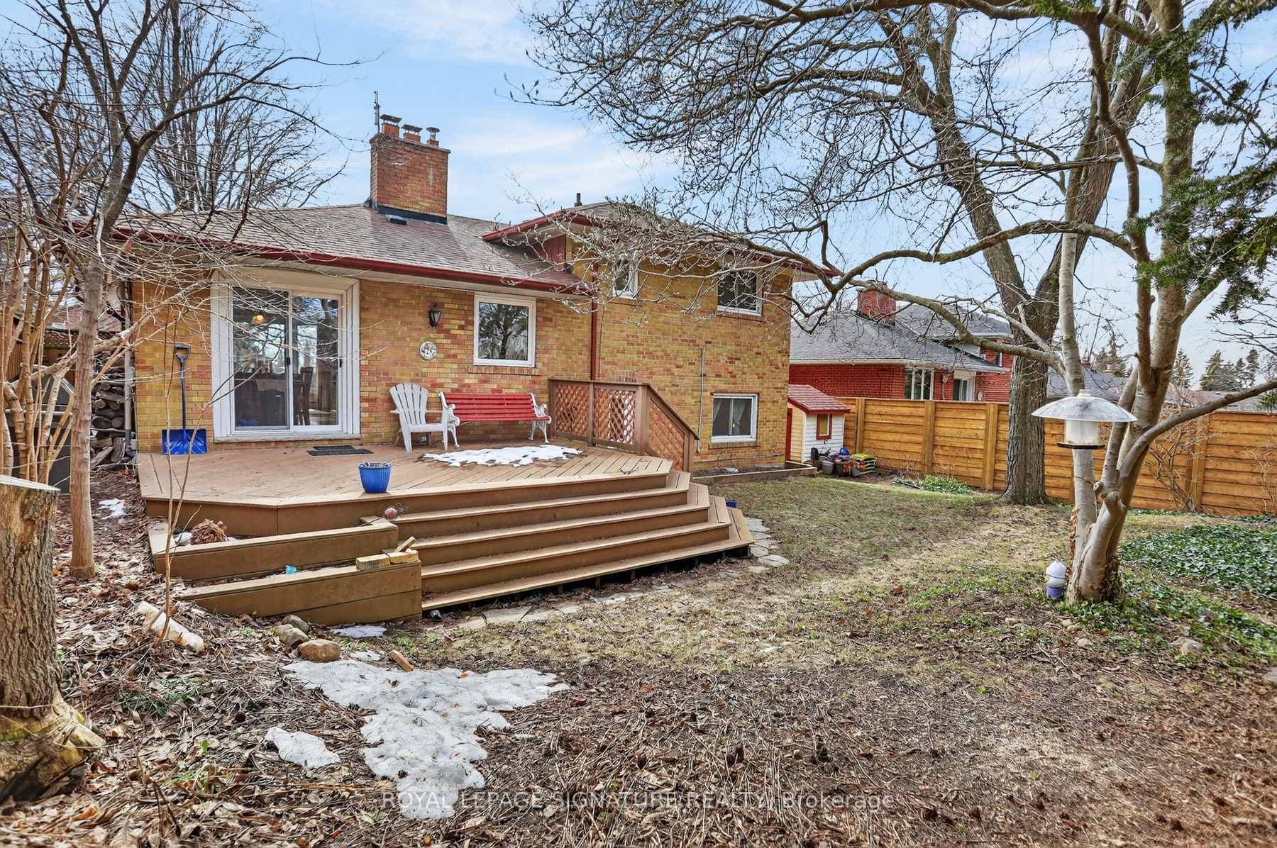 54 Broadlands Boulevard photo 25