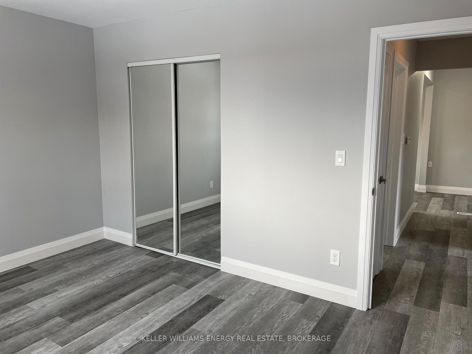 339 Jasper Avenue photo 14