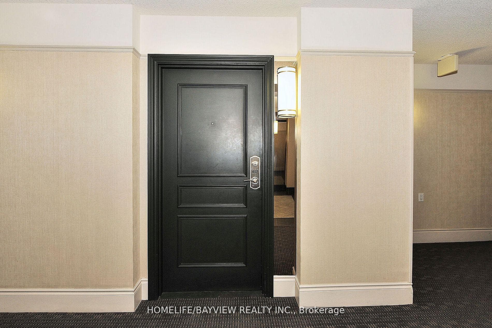 890 Sheppard Avenue Unit 407 photo 5