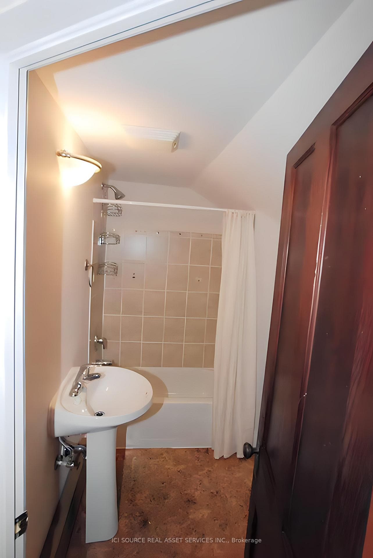 25 West Street Unit 3 photo 3