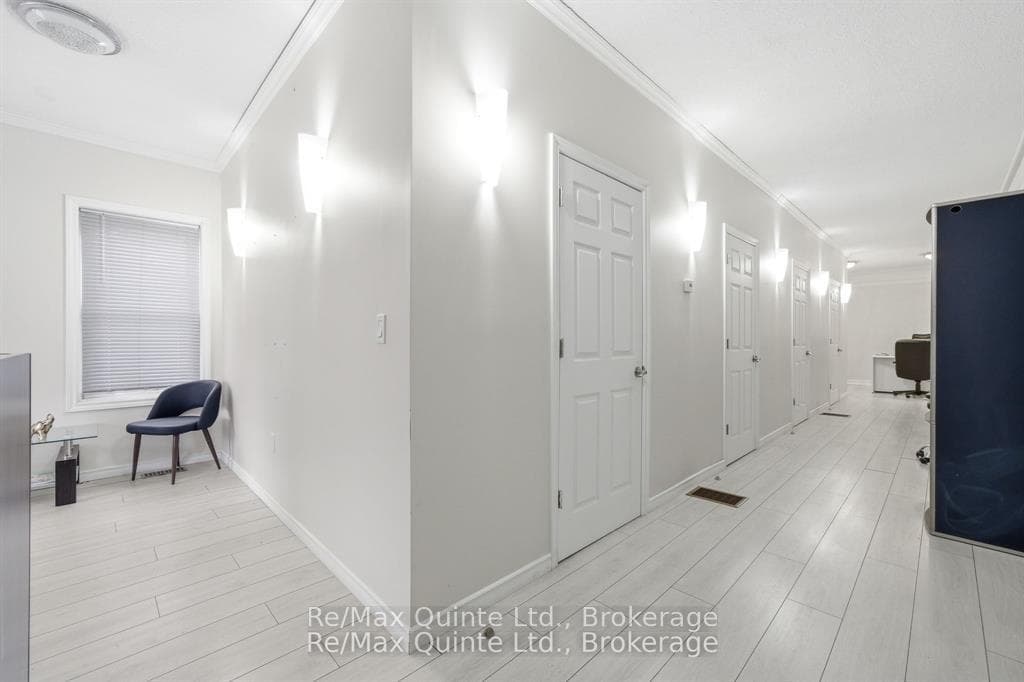 60 VICTORIA Avenue photo 6