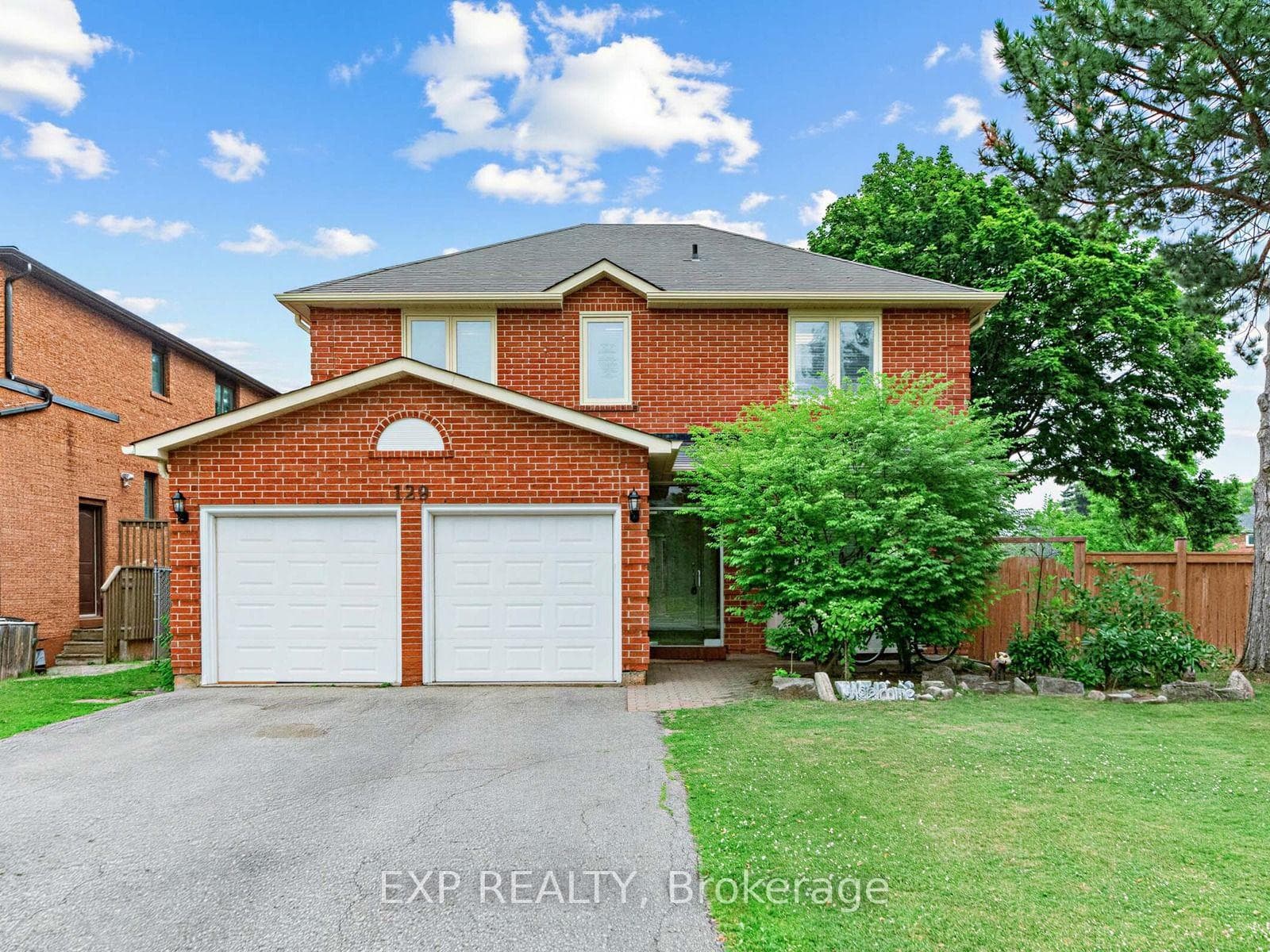 129 Franklin Avenue photo 1