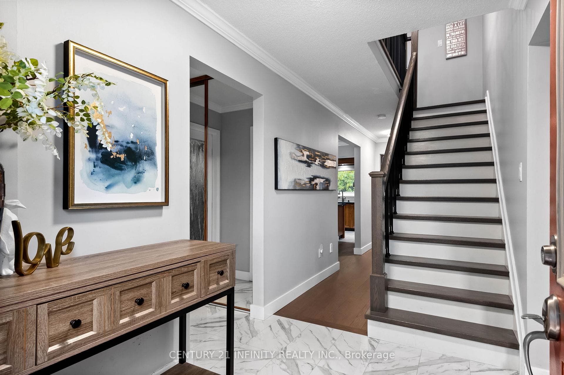 103 Ravenscroft Road photo 3