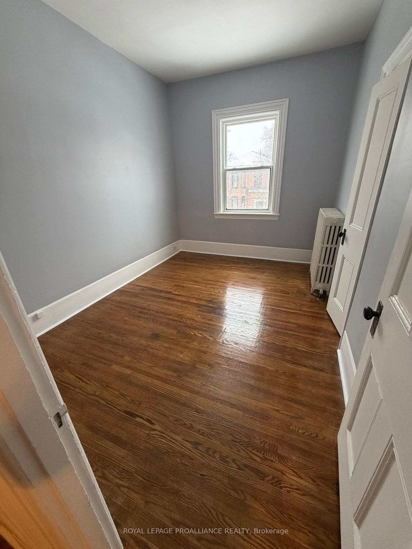 277 William Street photo 7