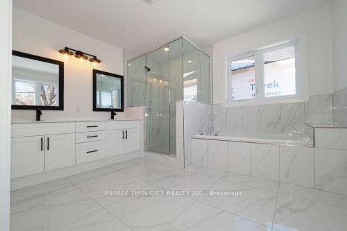 213 FALLOWFIELD Drive photo 34