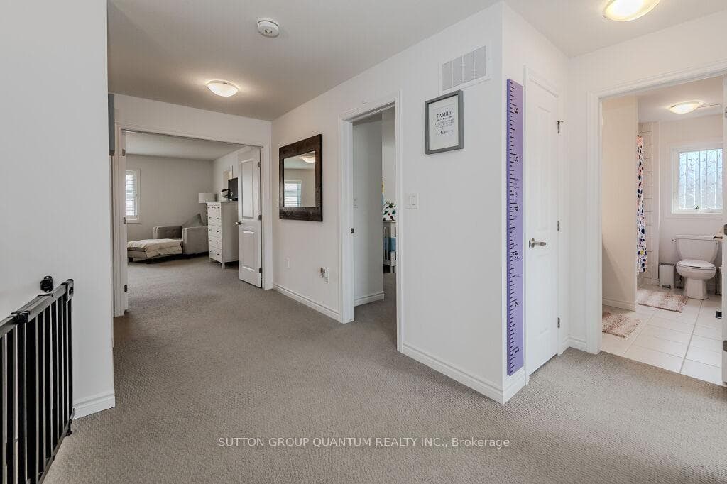 38 Ladd Avenue photo 20
