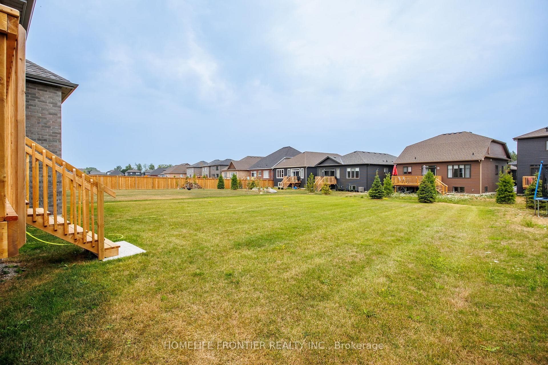 310 Rablewood Drive photo 24