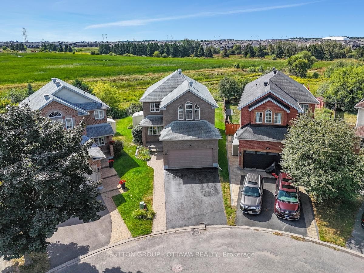 22 Dunnet Court photo 2