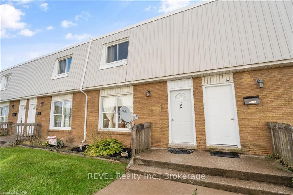 71 HAGEY Avenue Unit 2 photo 2