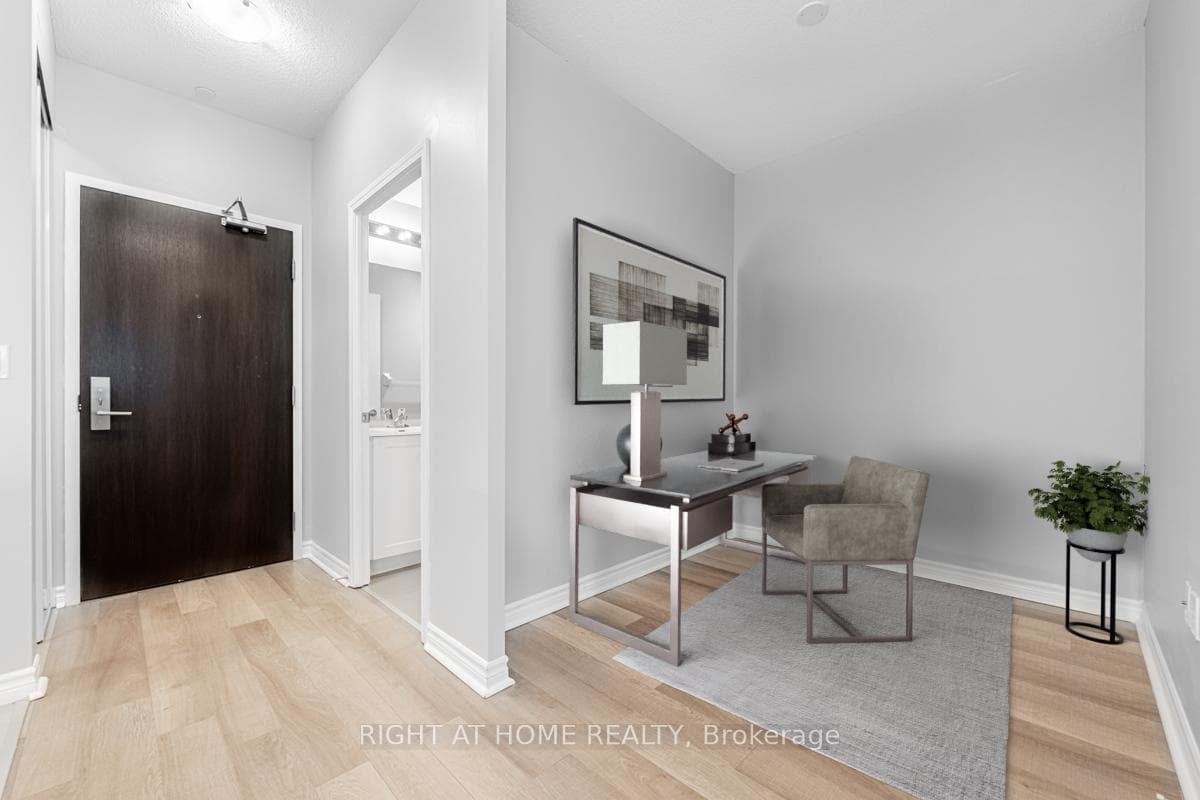 39 Annie Craig Drive Unit 1509 photo 6