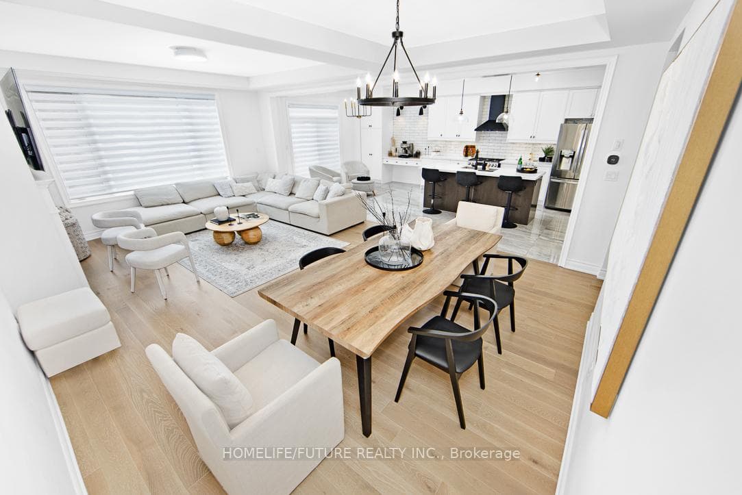 2462 Florentine Place photo 9