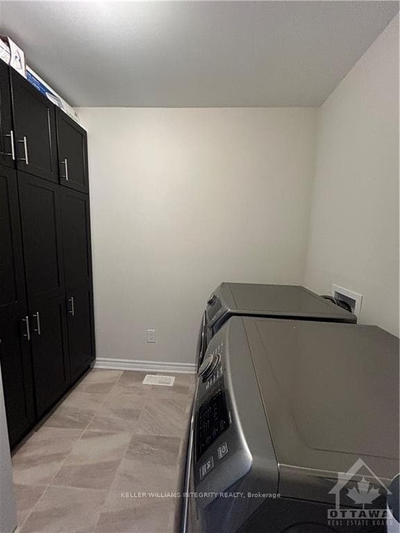 345 ROUNCEY Road photo 18