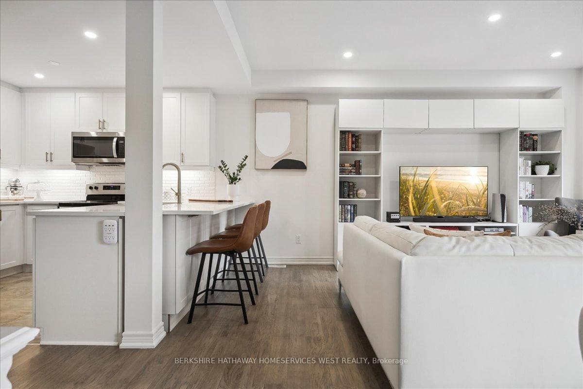 24 Ridgeside Lane photo 13