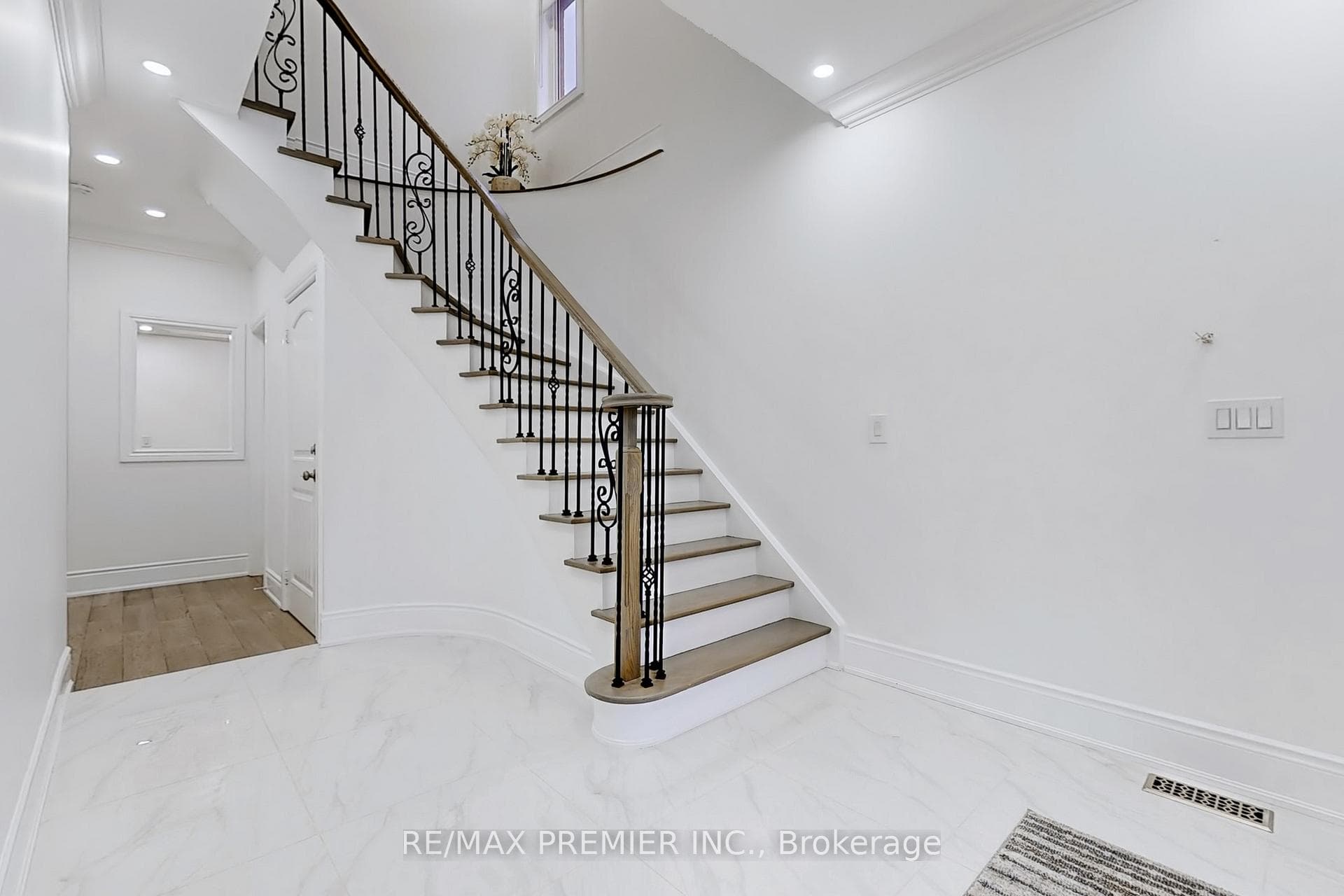5 Haviland Circle photo 15