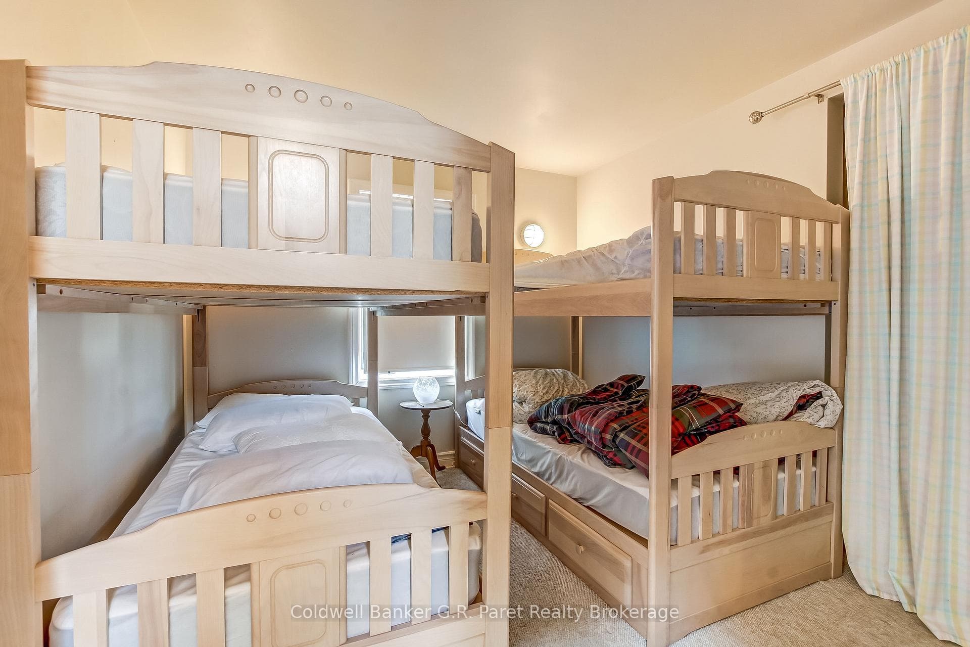 Crew's Nest - Second bedroom.