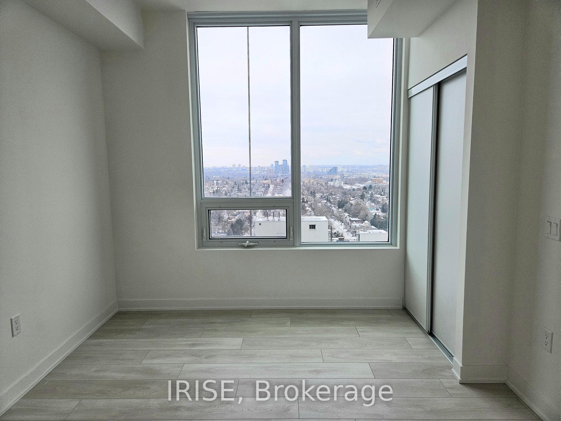 117 Broadway Avenue Unit 2211 photo 22