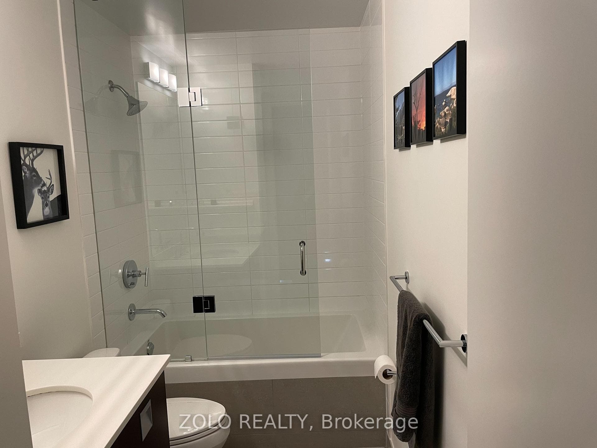 33 Charles Street Unit 3006 photo 8