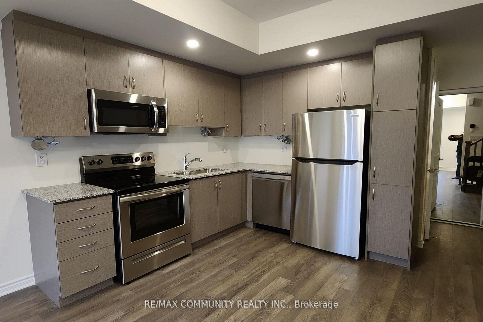 2789 Eglinton Avenue Unit 418 photo 6
