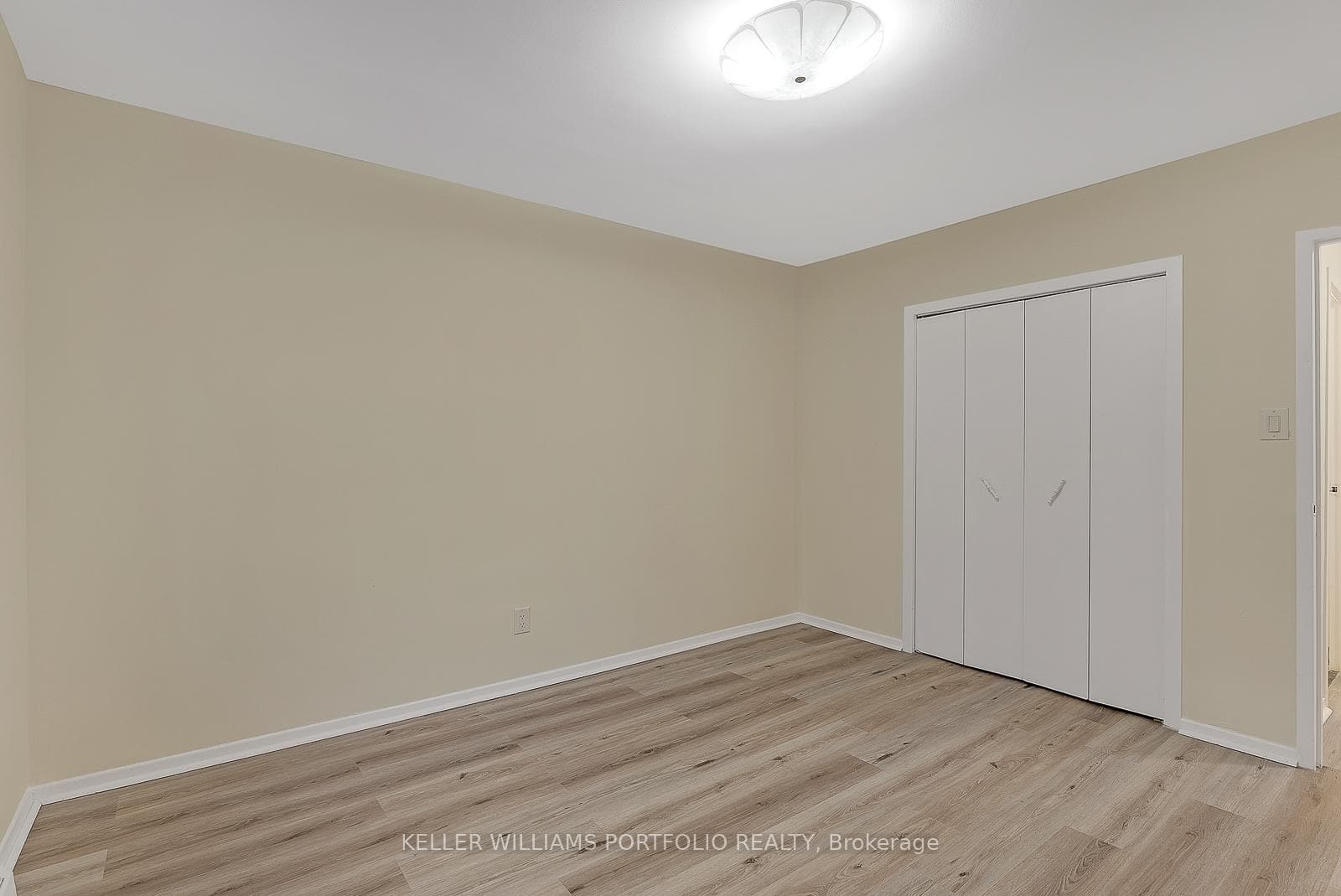 825 Kennedy Road Unit 204 photo 16