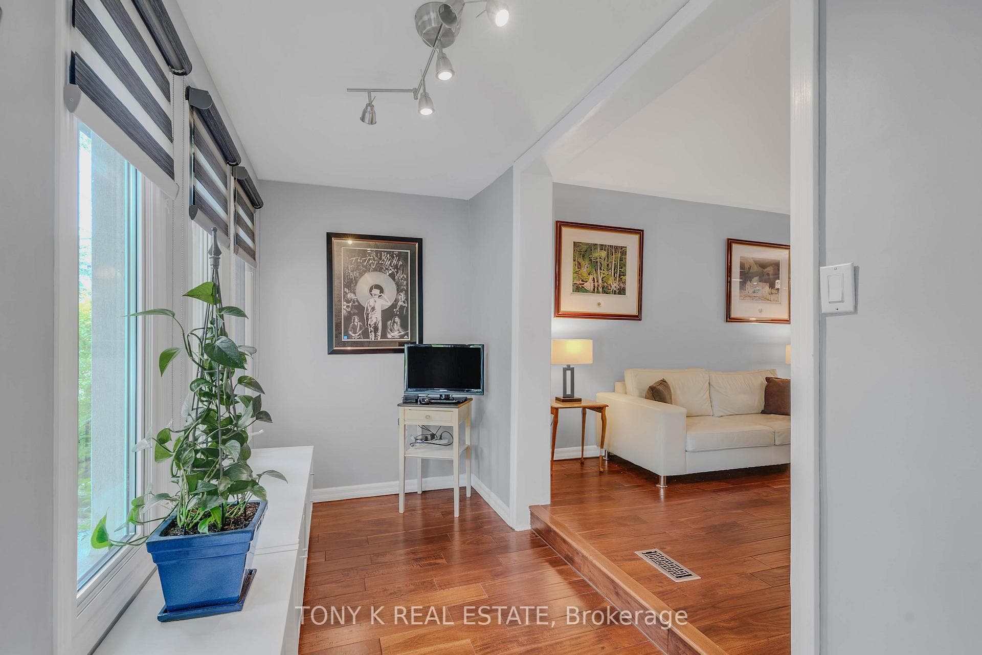111 Eastwood Avenue photo 6