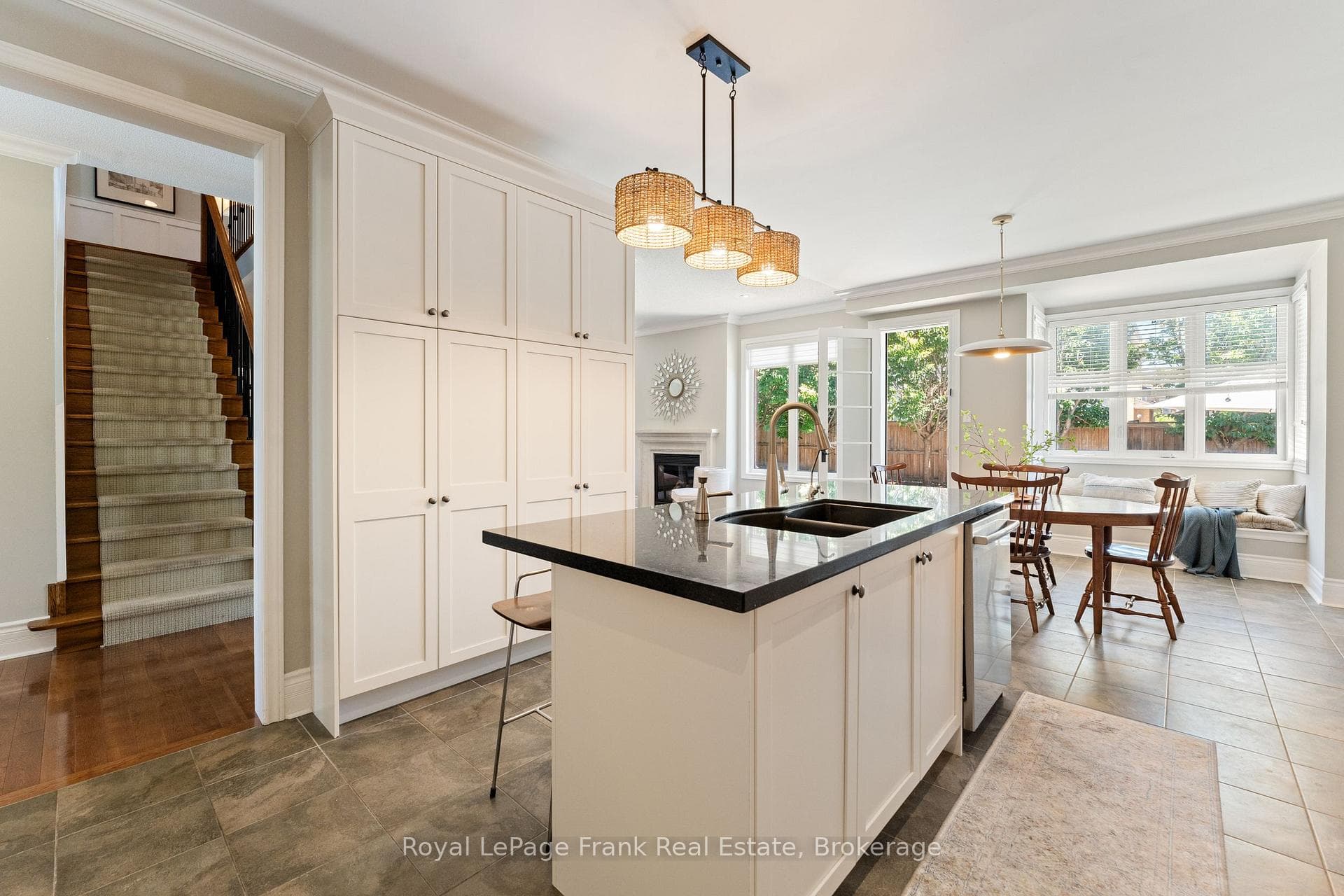 143 Manley Avenue photo 9