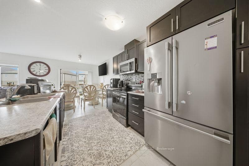 135 Hardcastle Drive Unit 42 photo 13