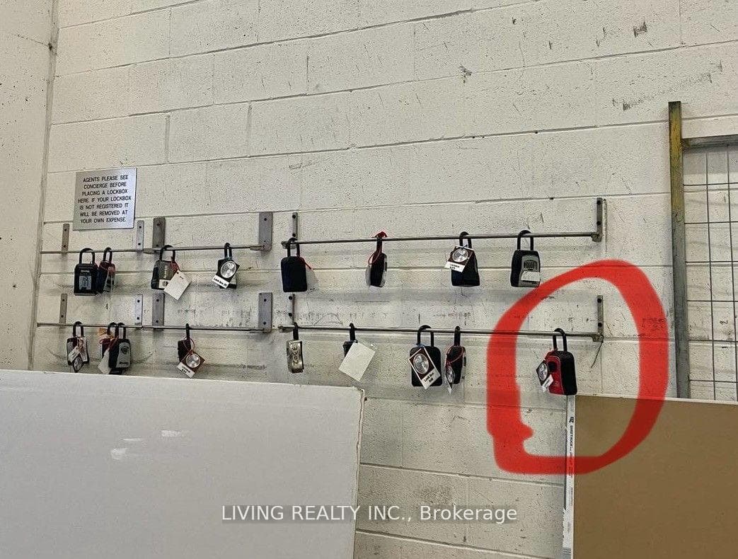 761 Bay Street Unit 3212 photo 26