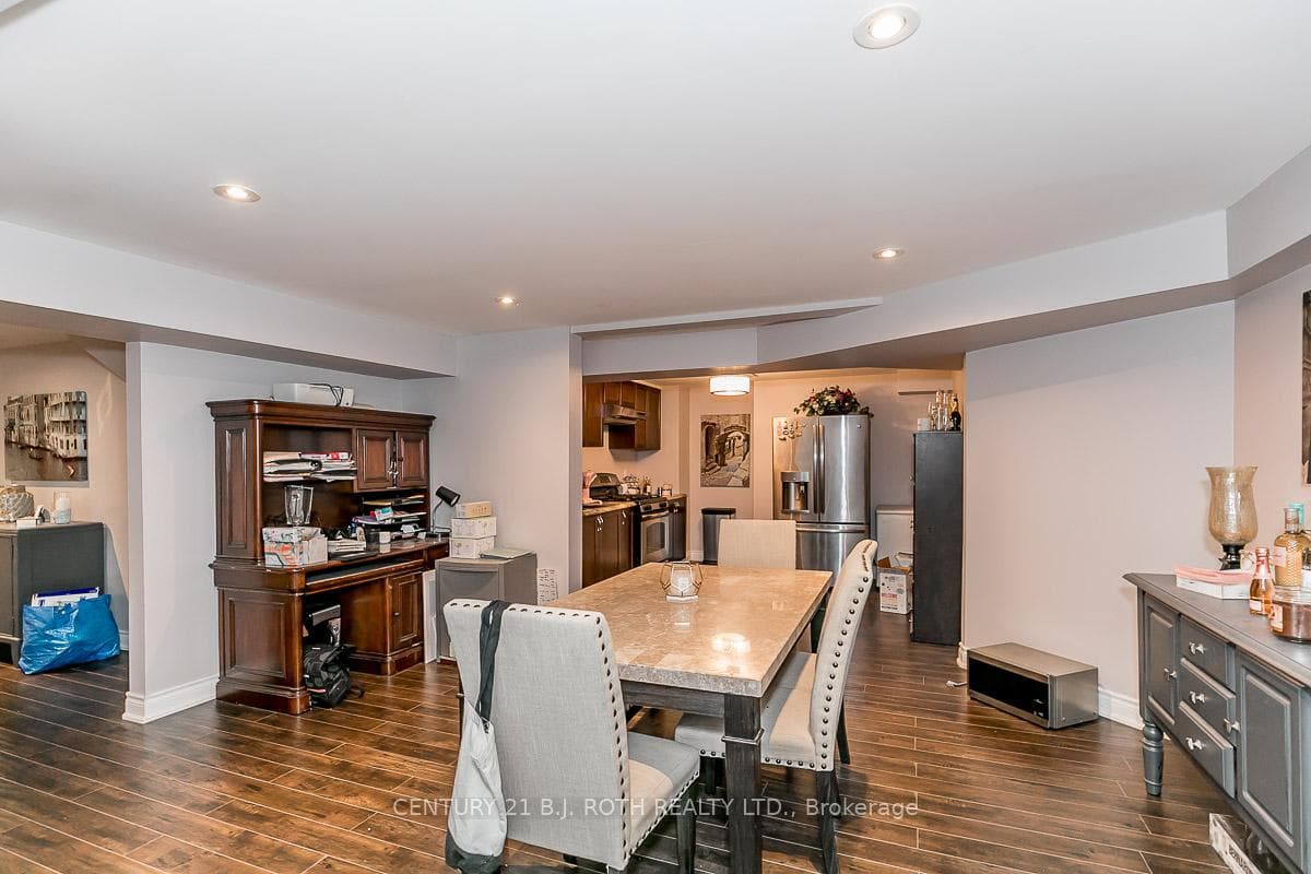 112 Bourbon Circle photo 31