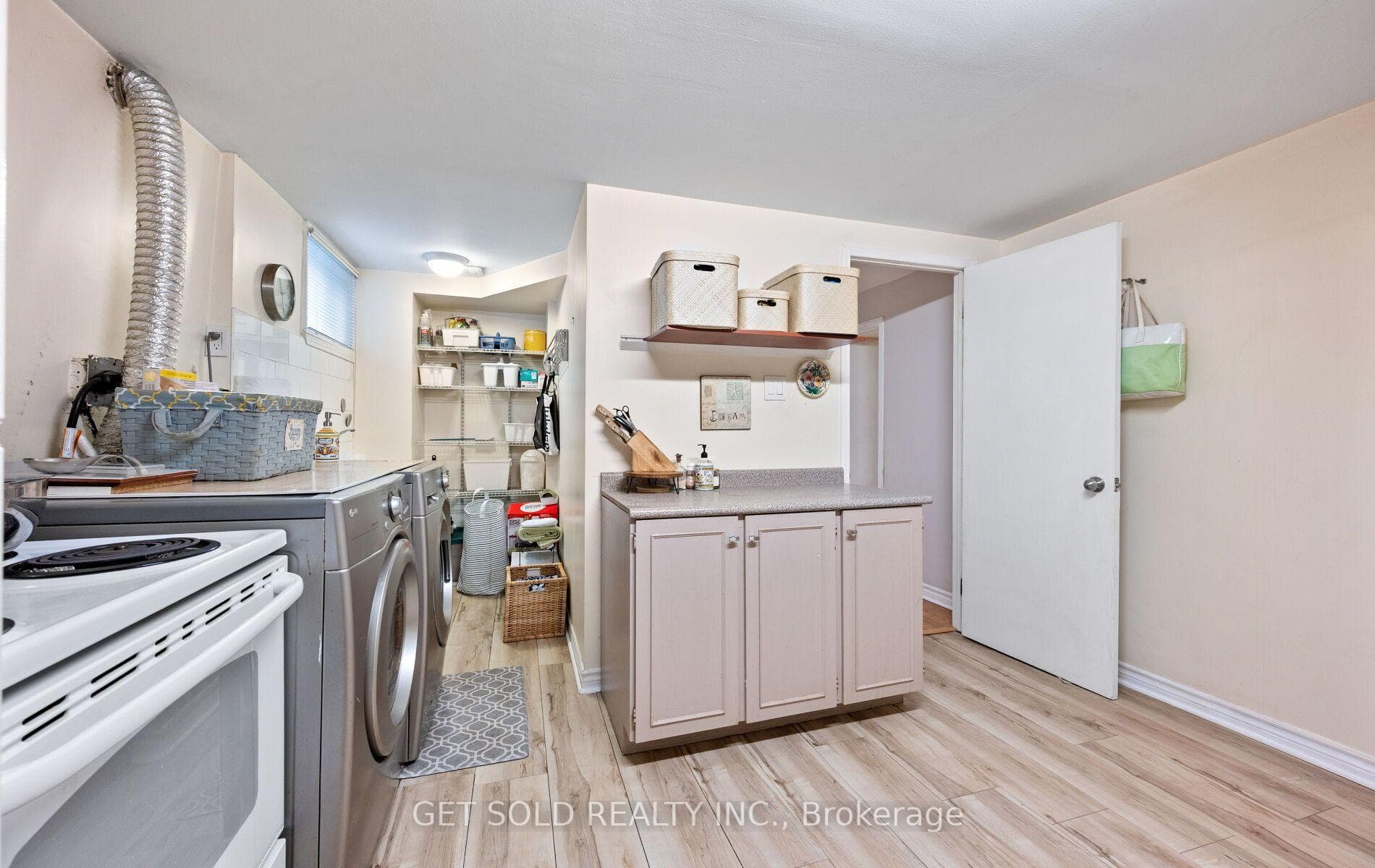 basement kitchen/laundry