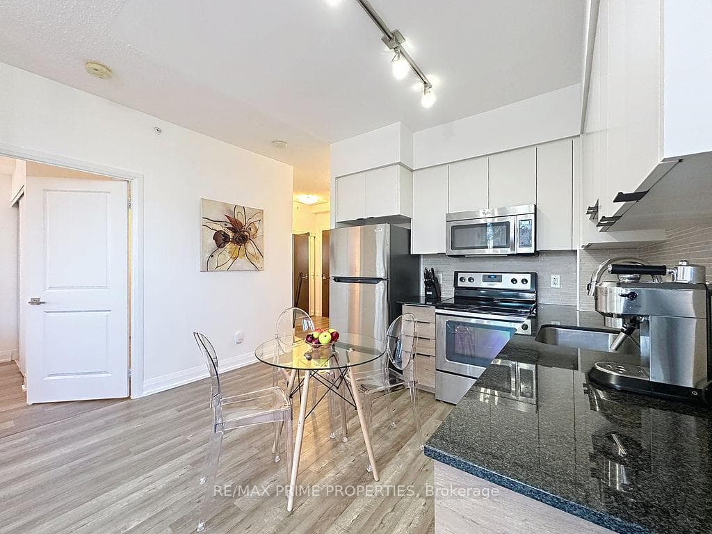 85 North Park Road Unit 205 photo 3