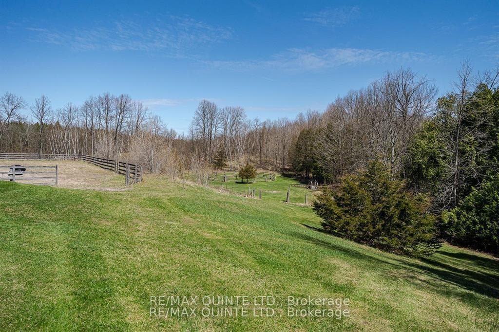 252 Maines Road photo 46