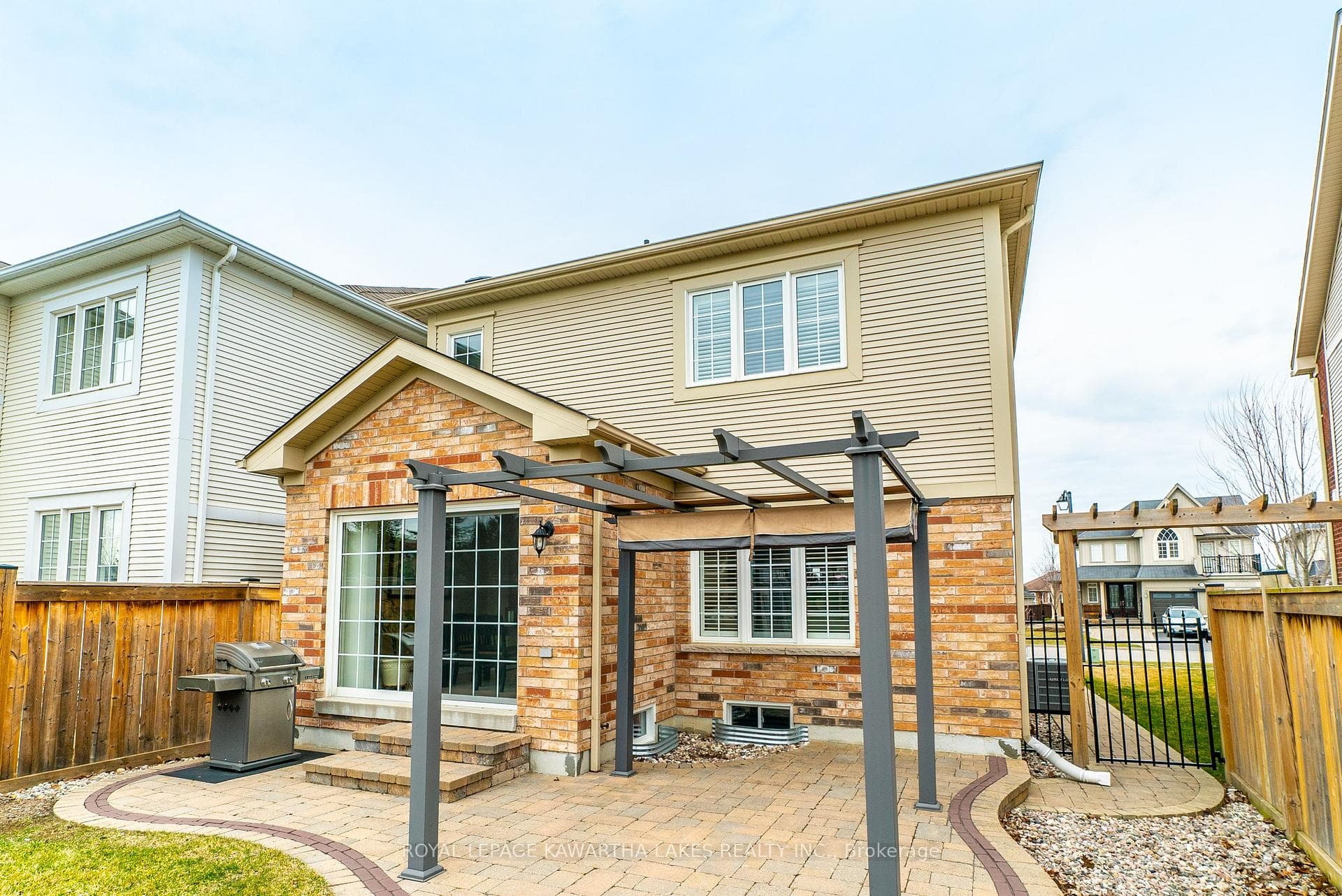 186 Honeyman Drive photo 16