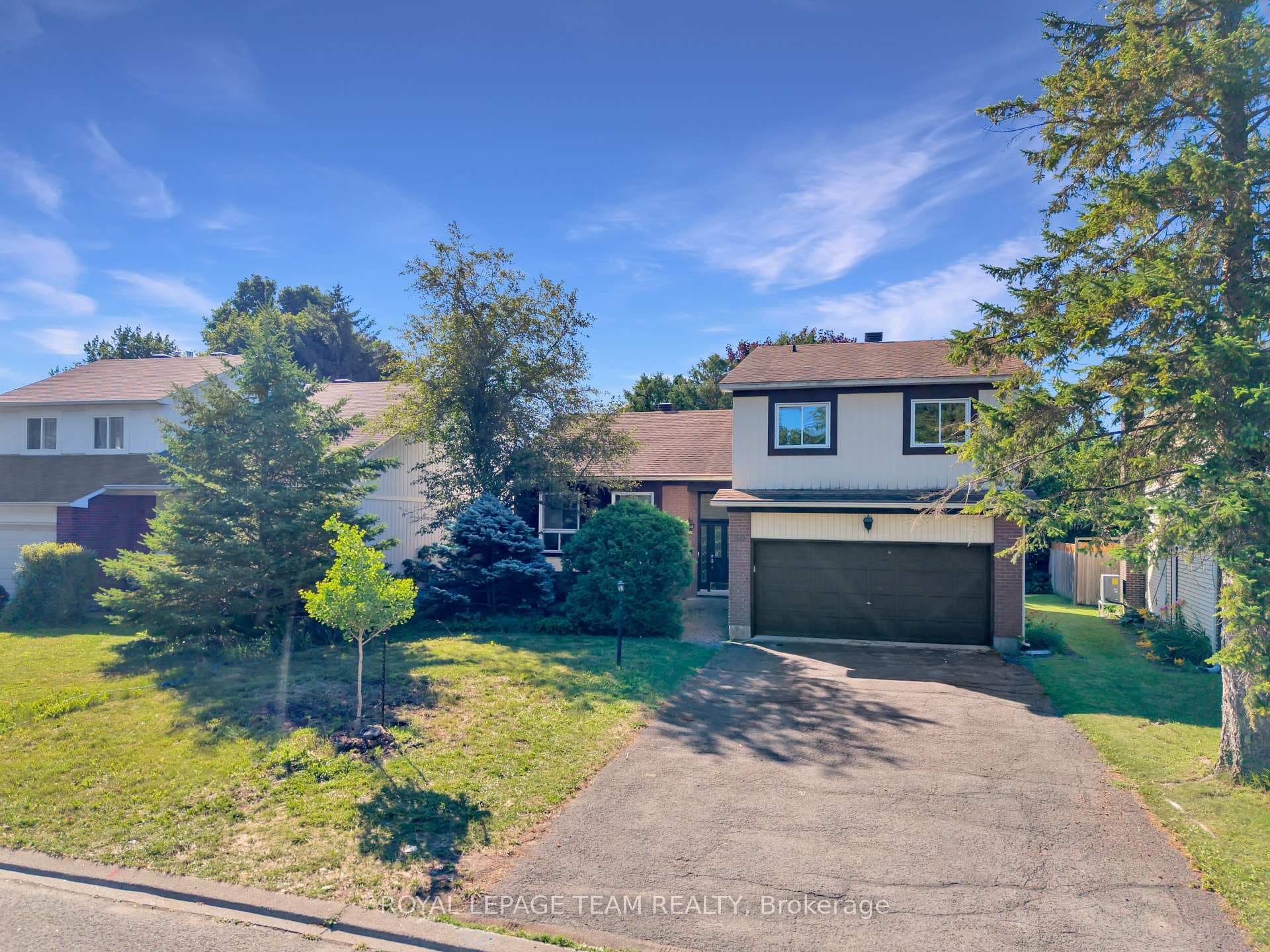 50 Equestrian Drive photo 4