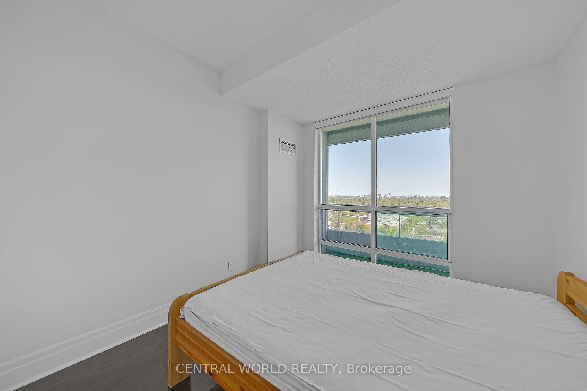 188 Doris Avenue Unit 2105 photo 19