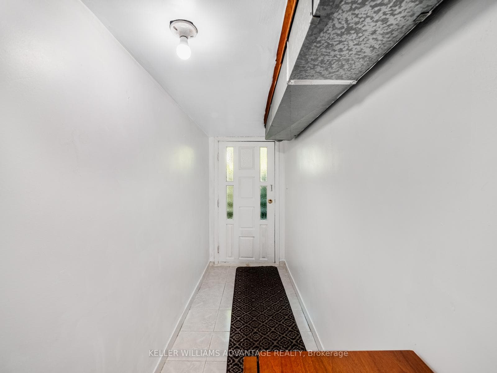 182 Earlsdale Avenue Unit Lower photo 17