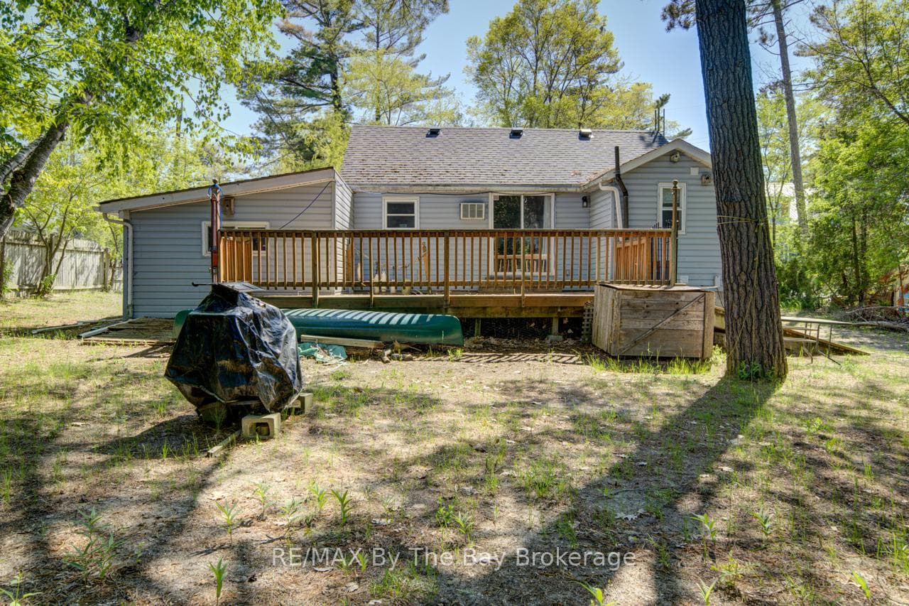 33 17th Street photo 35