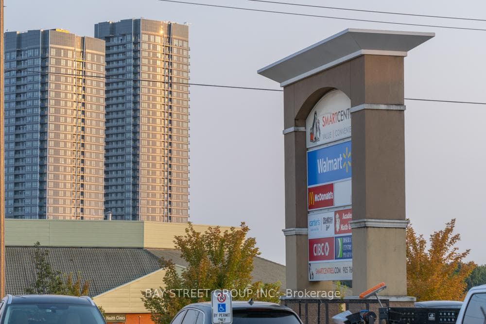 50 Upper Mall Way Unit 1005 B photo 4