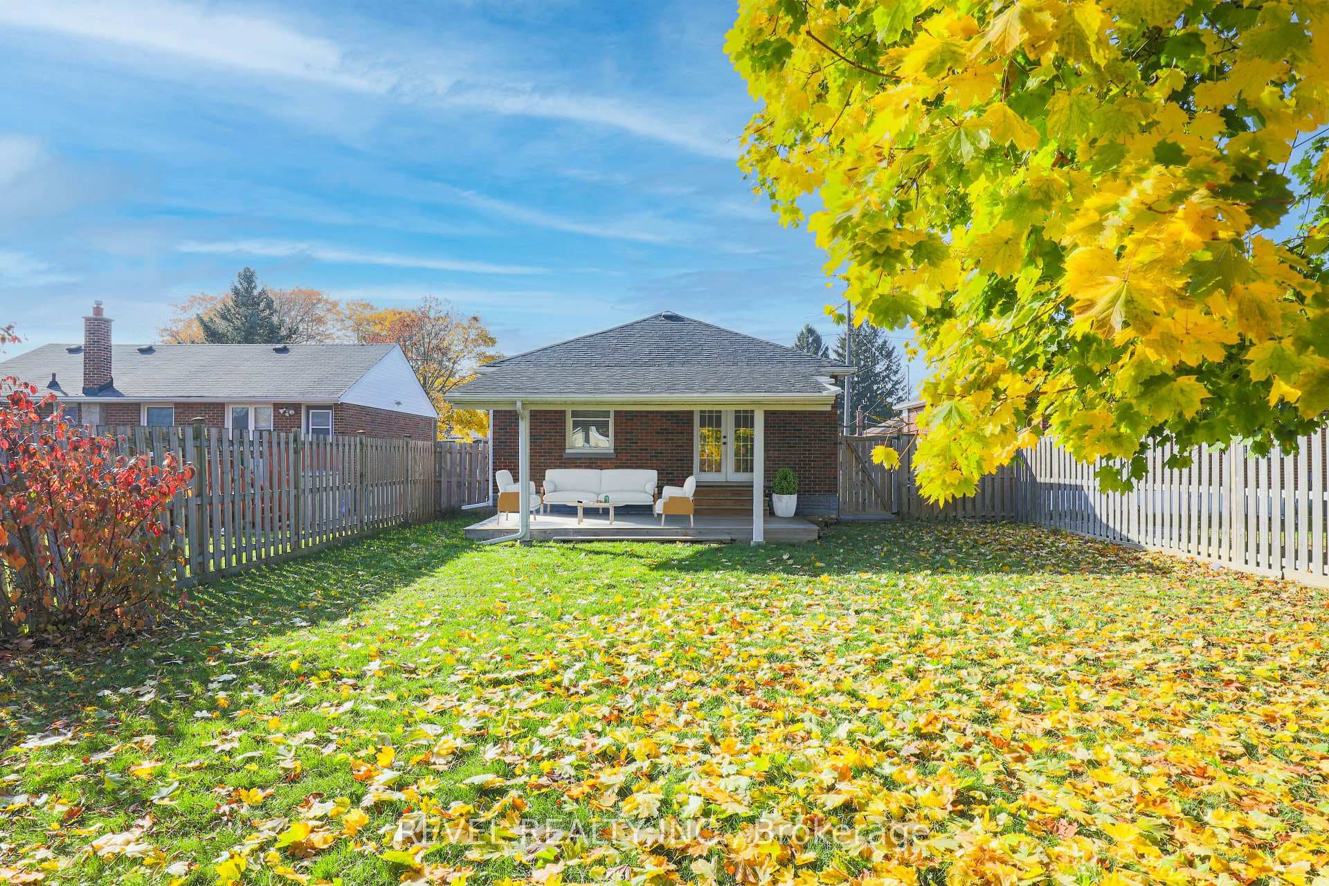 303 Cadillac Avenue photo 27