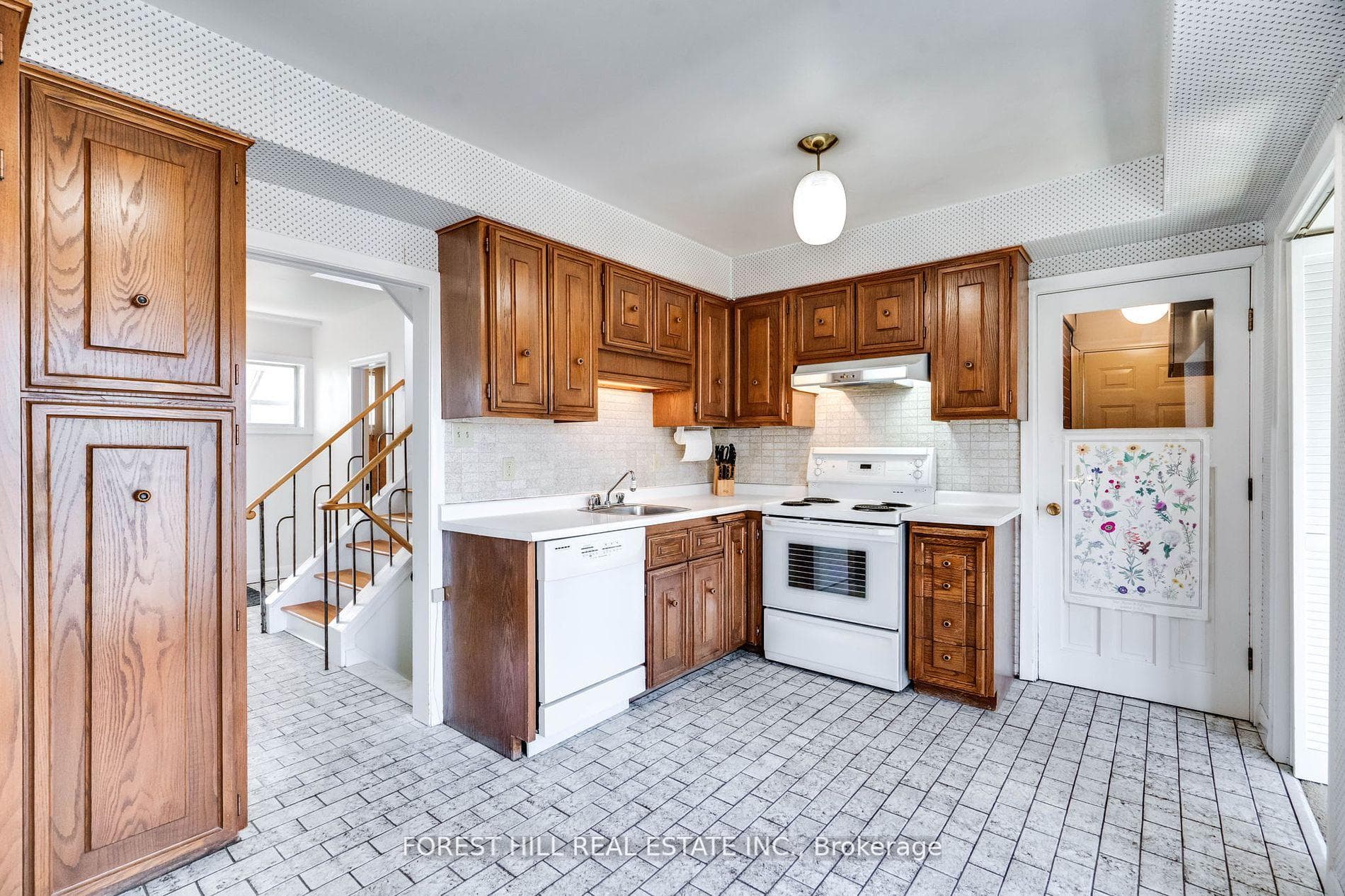 12 Overbrook Place photo 9