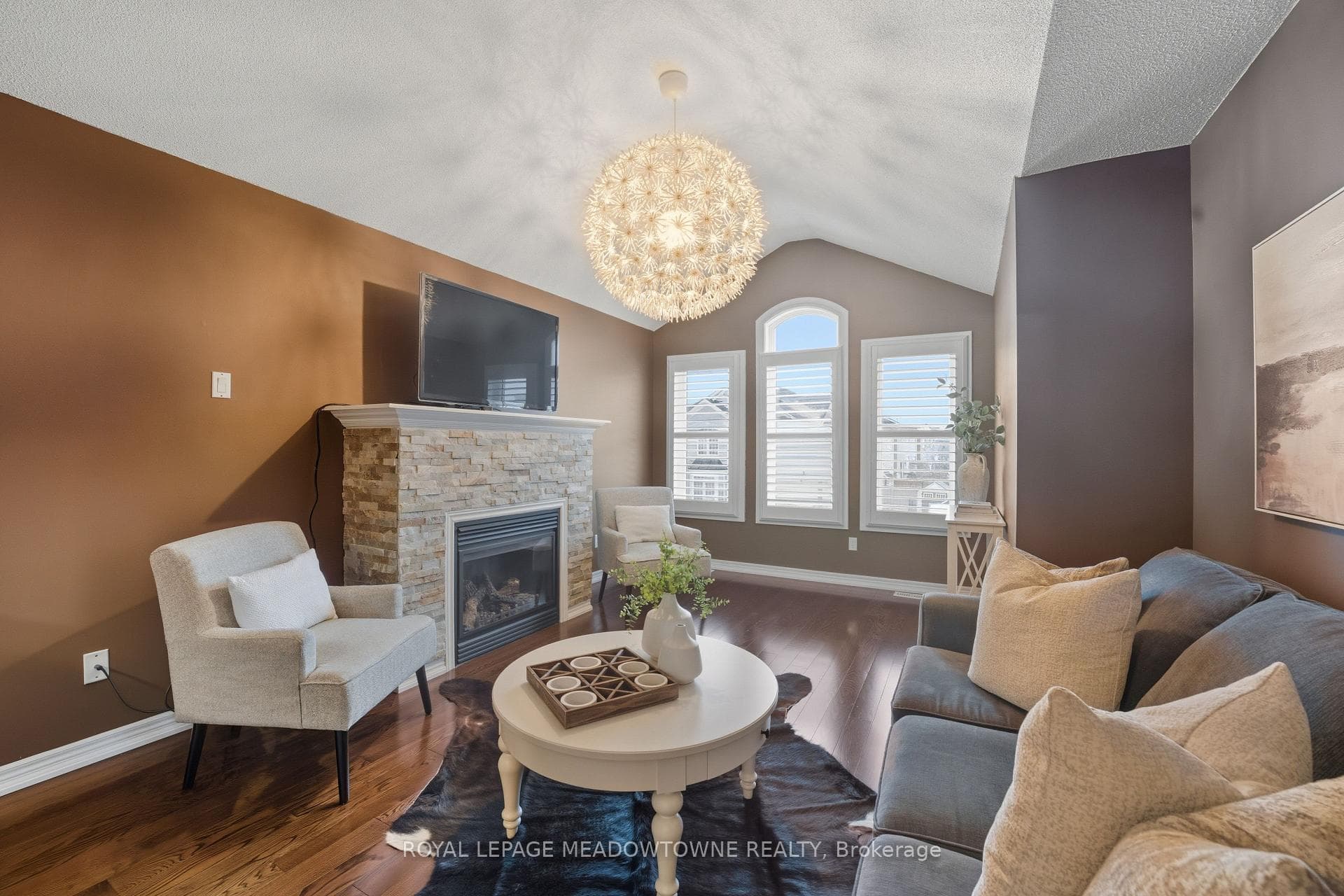 355 Greenlees Circle photo 23