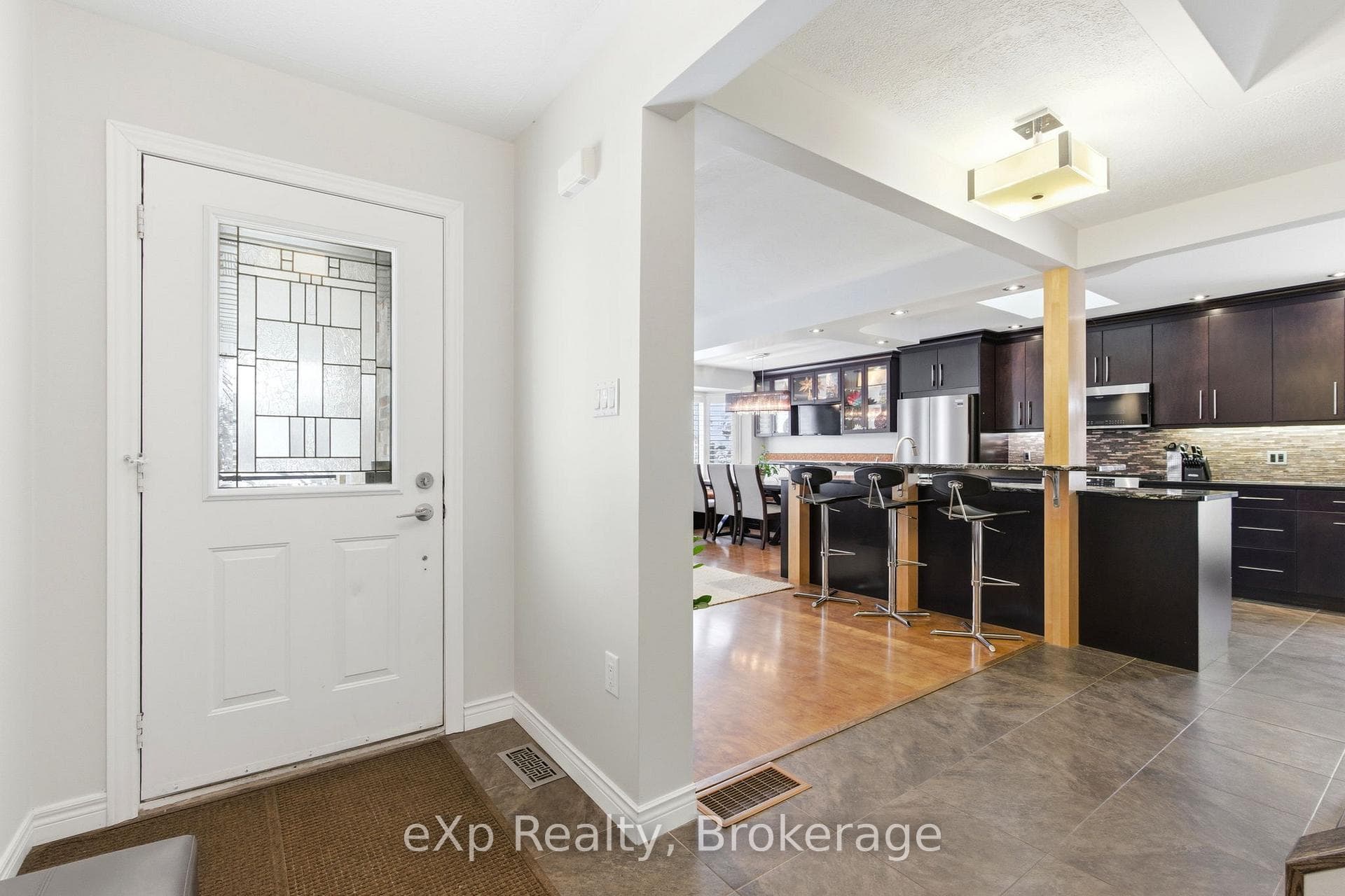 48 Killoran Crescent photo 9