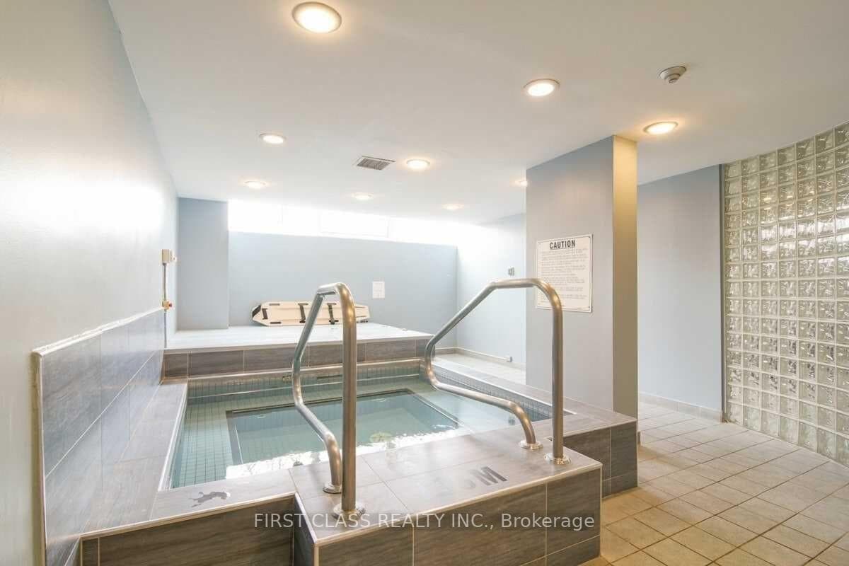 5795 Yonge Street Unit 506 photo 13