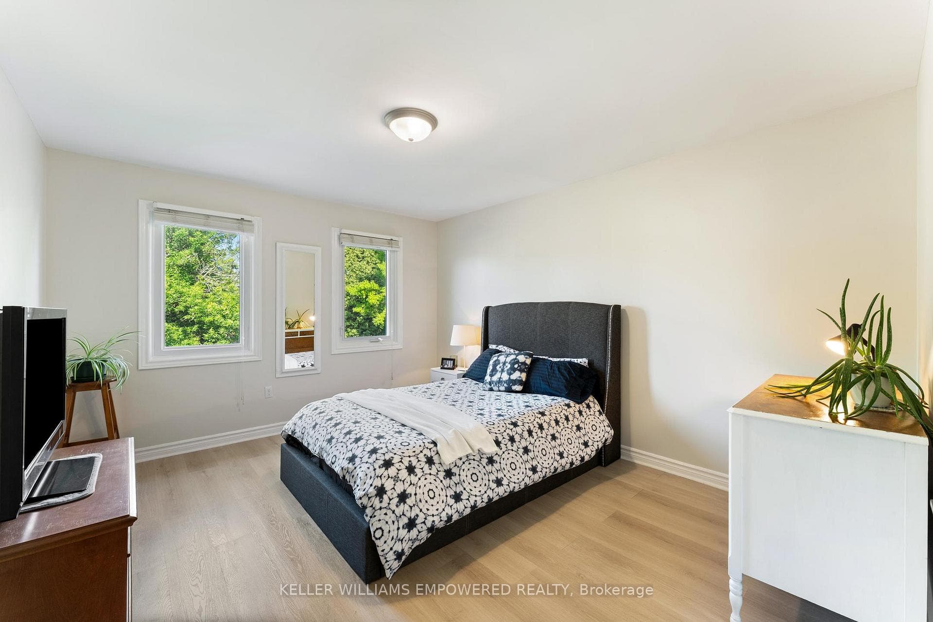 61 Gilbank Drive photo 26