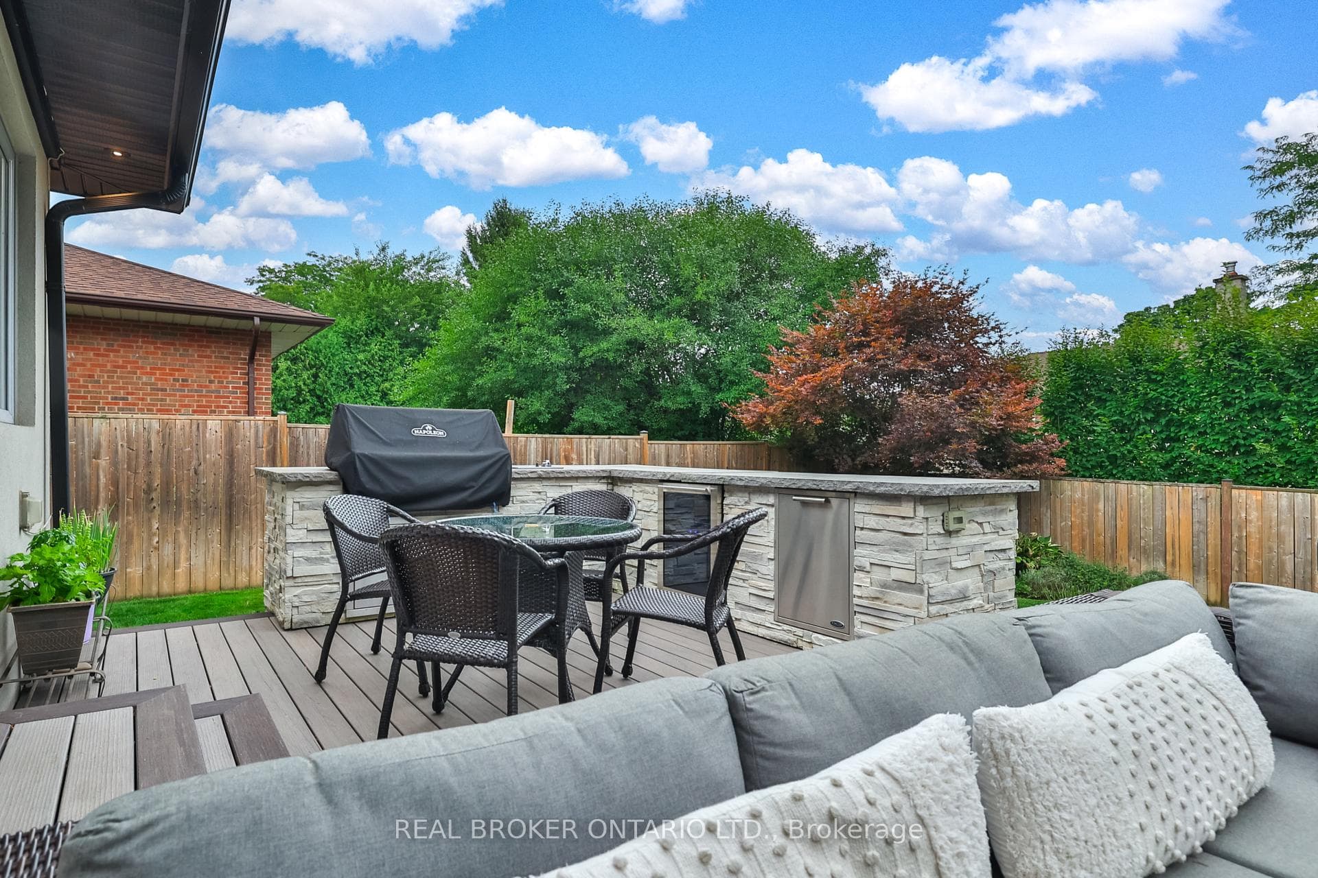 2054 Rebecca Street photo 44