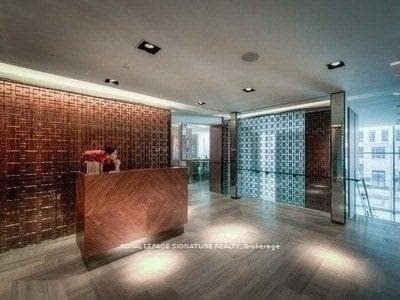 55 Scollard Street Unit 406 photo 2